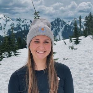 Meet your Posher, Carly